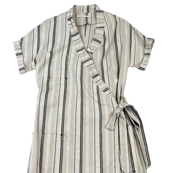 Hansen & Gretel | Linen Blend Striped Short Sleeve Midi Length Wrap Dress - Picture 2 of 12